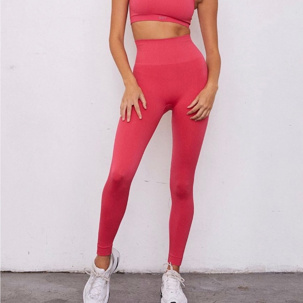 Set Active Sculptflex leggings electric pink high waisted ribbed